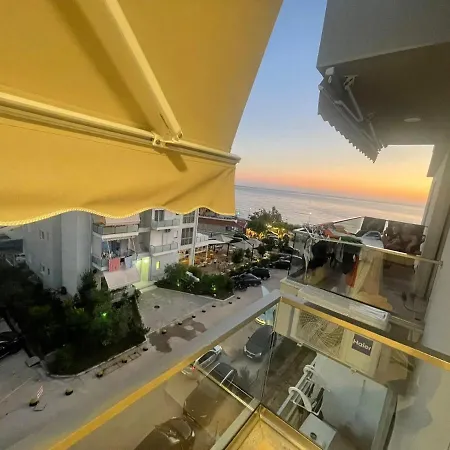 Mumbas 3 Apartment *