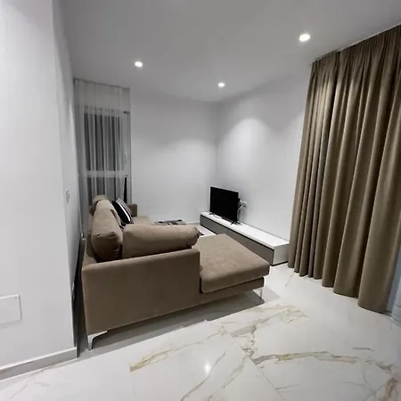 Apartment Mumbas 3